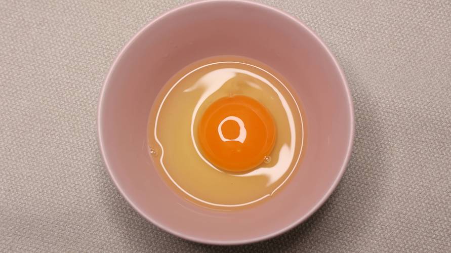 每天一个鸡蛋,糖尿病风险增加60%?是真的吗?真相如何?今