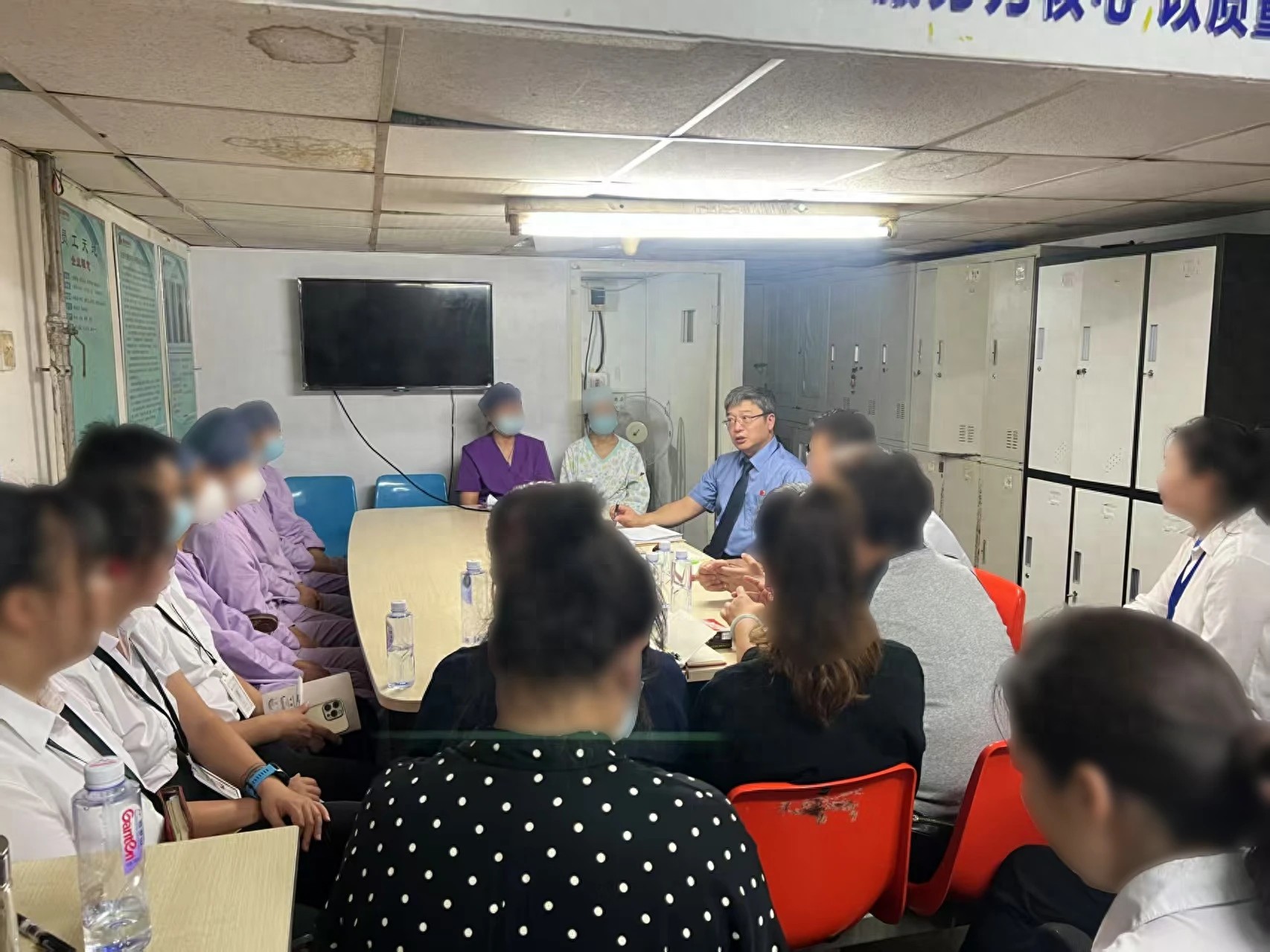 女子重病住院，遭医院护工强制猥亵！西城检察官暖心救助今日