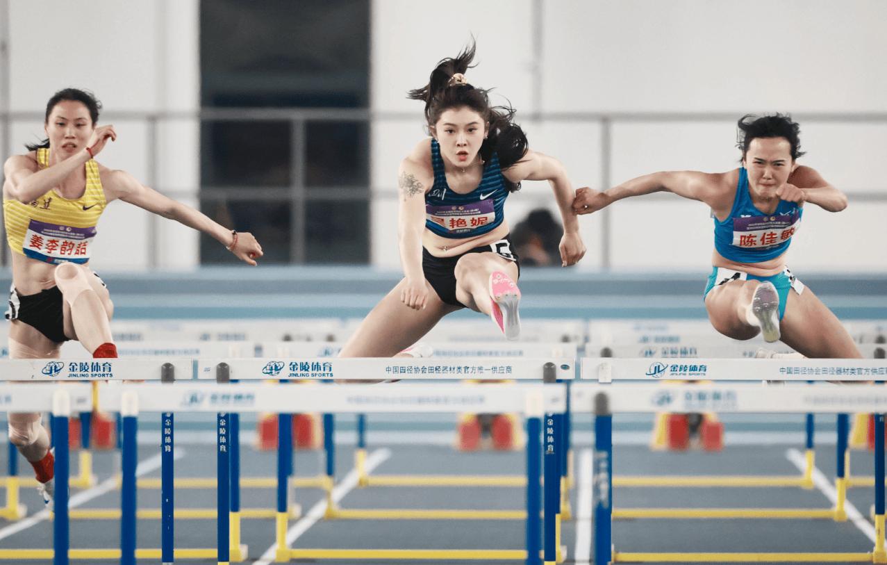 又美又飒!吴艳妮连超3人夺第二冠,田径女神发声:自信女人最美