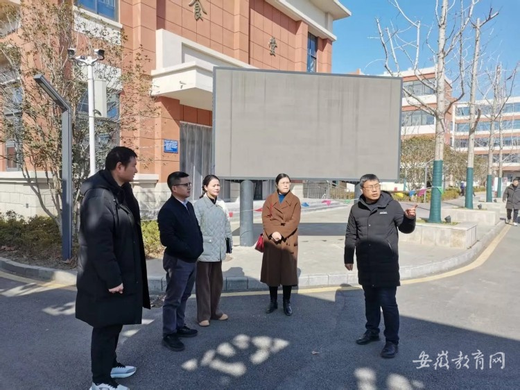 禹会区调研督导校园安全工作