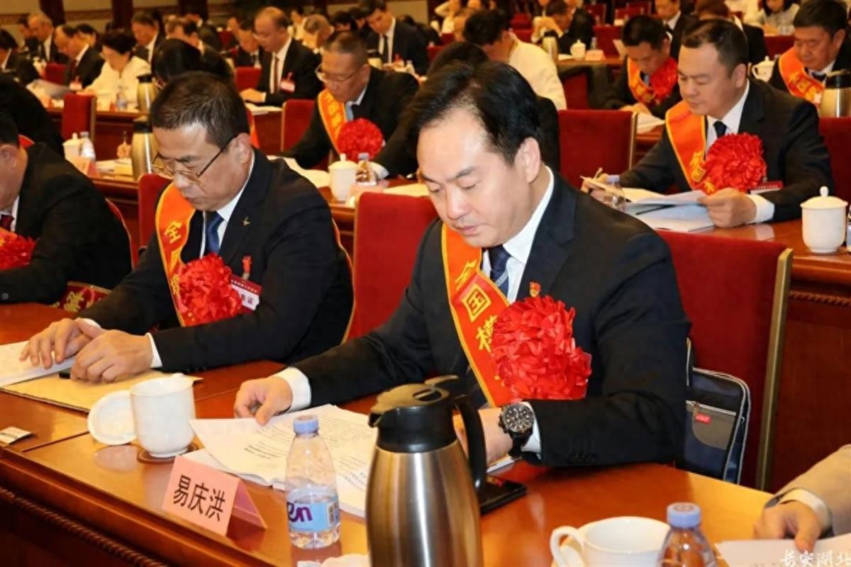 永不止步的奋斗者：记全国模范人民调解员，黄陂区司法局盘龙城