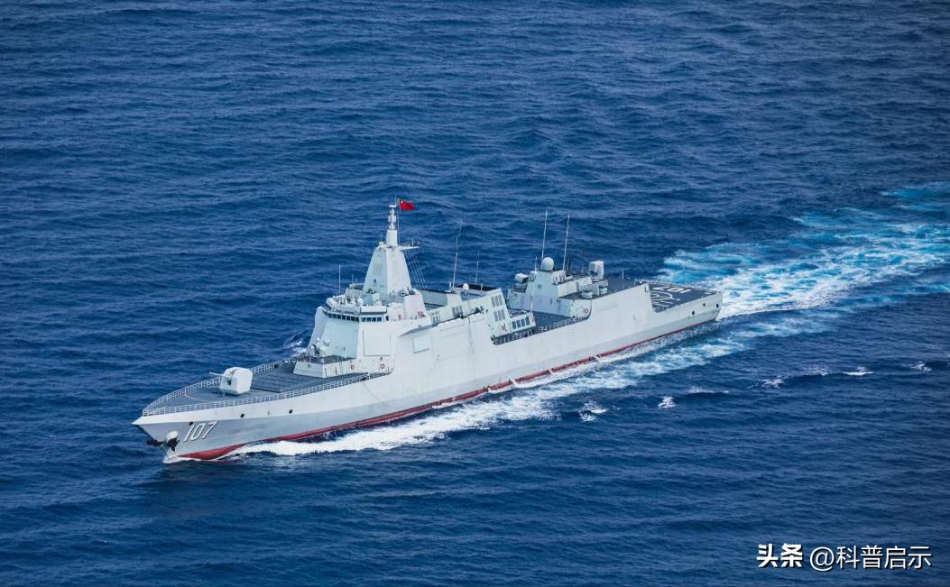实弹射击结束后,055编队突然掉头!向巴斯海峡高速挺进,澳慌了