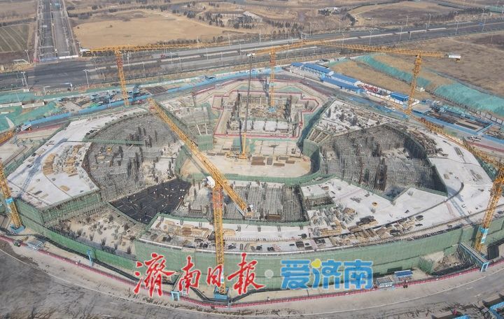 两馆一中心开建地上主体结构,济南黄河体育中心快马加鞭今日