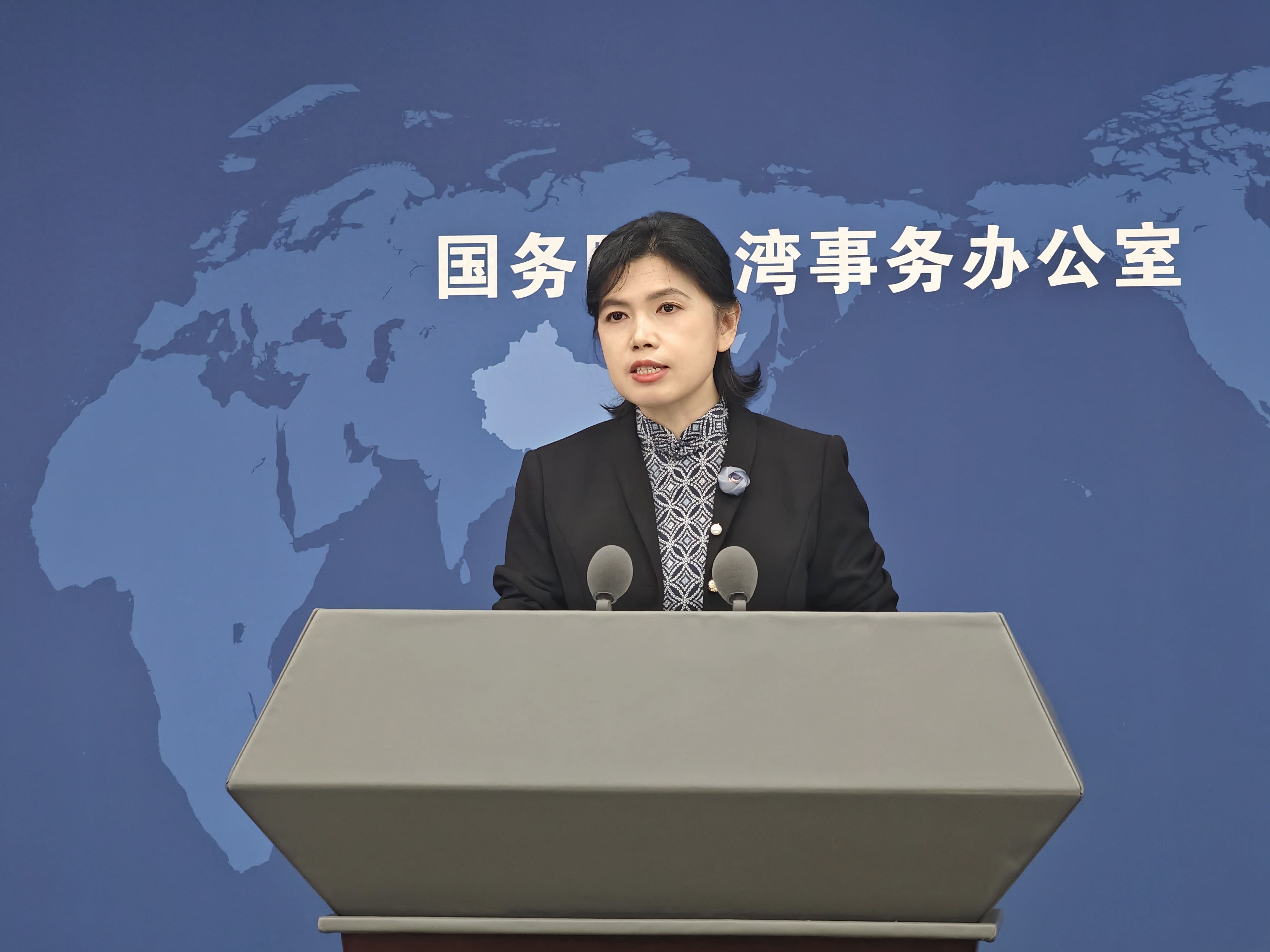 特朗普再点名台湾抢走美国的芯片生意，国台办回应