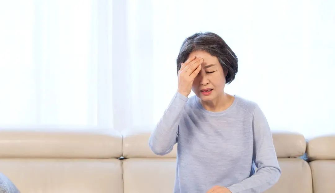 起床后,血压多少才算正常?很多人放宽范围了,医生一文说清