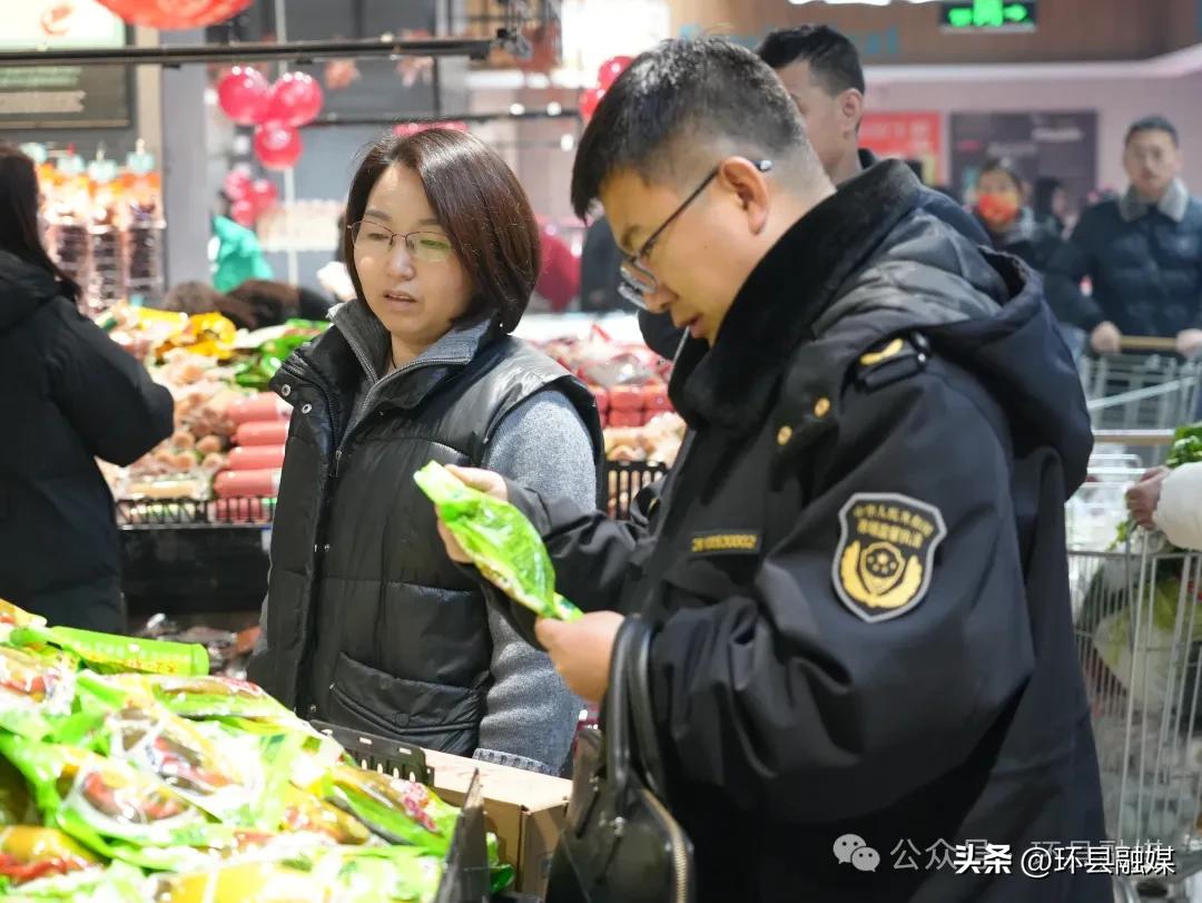 环县:节前食品大安检拧紧年货安全链